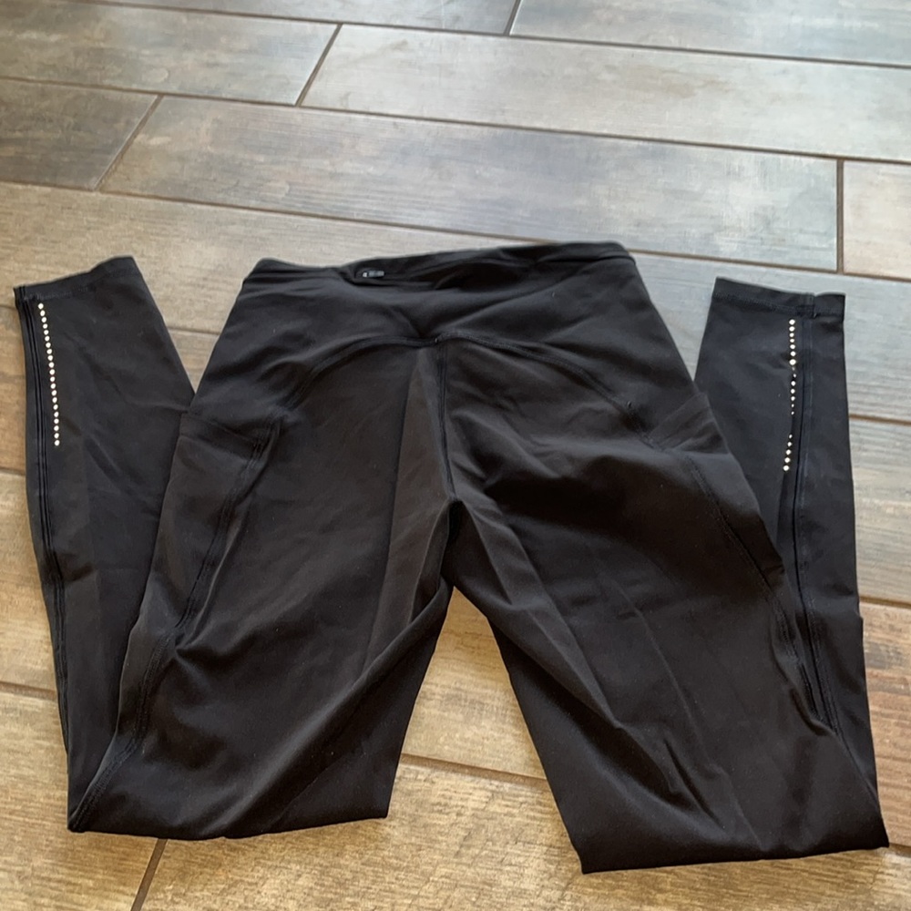Lululemon Swift Speed Tight Size 4 28’ - image 2